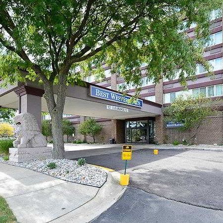 Causeway Bay Hotel Lansing Esterno foto