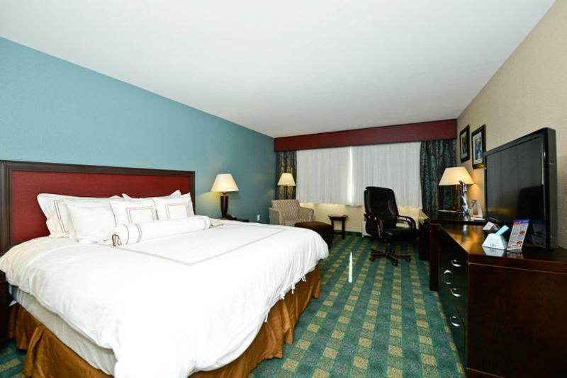 Causeway Bay Hotel Lansing Esterno foto